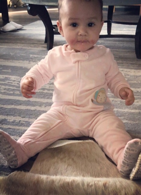 Chrissy Teigen, Instagram, Luna